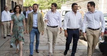 Clausura de un acto del PP en Ávila