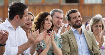 Clausura de un acto del PP en Ávila