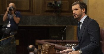 Pablo Casado durante su intervención en el Pleno