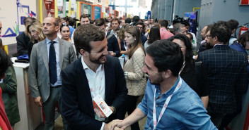 Pablo Casado visita el South Summit