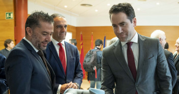 Teodoro García Egea visita el CETEM en Yecla
