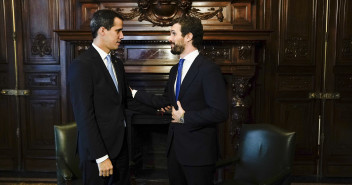 Pablo Casado se reúne con Juan Guaidó