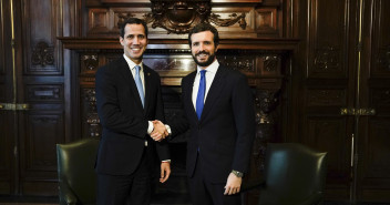 Pablo Casado se reúne con Juan Guaidó