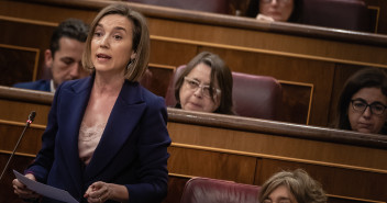 Cuca Gamarra en la Sesión de Control en el Congreso de los Diputados