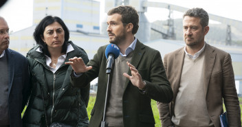 Intervención de Pablo Casado tras su reunión con el Comité de Empresa de Alcoa