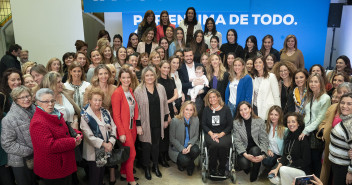 Encuentro "Mujer por encima de todo"