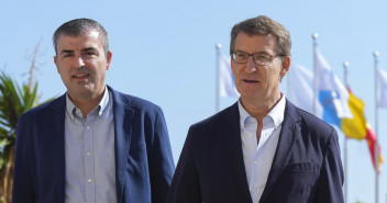Alberto Núñez Feijóo y Manuel Domínguez en la Convención del PP de Canarias