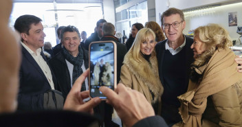 Alberto Núñez Feijóo en el acto En defensa de un gran país en Lardero