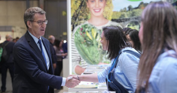 Alberto Núñez Feijóo visita FITUR