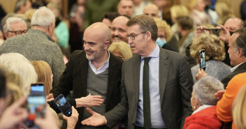 Alberto Núñez Feijóo en la presentación del candidato a la alcaldía de Barcelona, Daniel Sirera