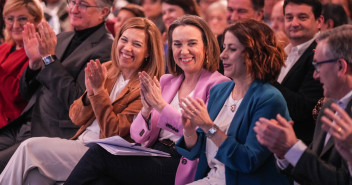 Cuca Gamarra en el acto de presentación de la candidata a la Alcaldía de Teruel