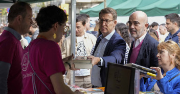 Alberto Núñez Feijóo en la fiesta de Sant Jordi, Barcelona