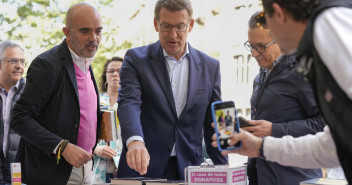 Alberto Núñez Feijóo en la fiesta de Sant Jordi, Barcelona