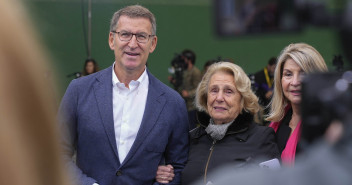 Alberto Núñez Feijóo ejerciendo su derecho al voto en Madrid 