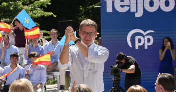 Alberto Núñez Feijóo en un mitin en Oviedo
