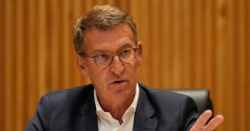 Alberto Núñez Feijóo preside la reunión de los Grupos Parlamentarios del PP en el Congreso de los Diputados y en el Senado.