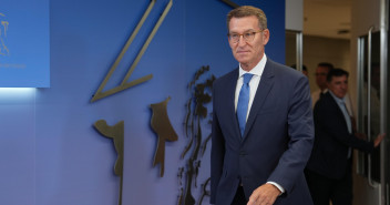 Alberto Núñez Feijóo durante la rueda de prensa ofrecida en el Congreso de los Diputados tras la audiencia con S.M. el Rey.