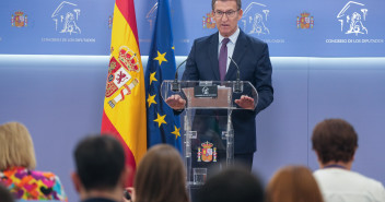 El presidente del Partido Popular, Alberto Núñez Feijóo, en declaraciones en el Congreso