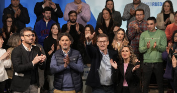 Alberto Núñez Feijóo en el mitin del PP en Ortigueira