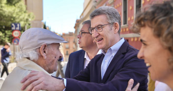 Alberto Núñez Feijóo y Dolors Montserrat en Figueres