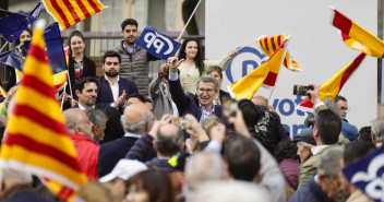 Mitin en Cornellá