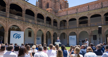 Alberto Núñez Feijóo, durante la presentación del acuerdo para una EBAU común