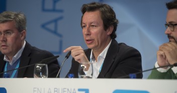 Carlos Floriano en la convención Nacional del PP 