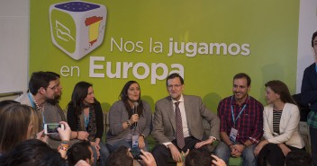 Mariano Rajoy con NNGG en Valladolid 