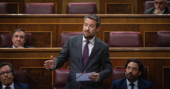 Jaime de Olano en su turno de preguntas al Gobierno