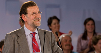 El presidente del PP, Mariano Rajoy, durante su intervención en el acto sobre inmigración