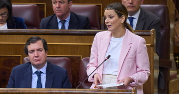 Marga Prohens en la sesión de control al Gobierno