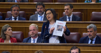 Ana Vázquez en la sesión de control al Ejecutivo 