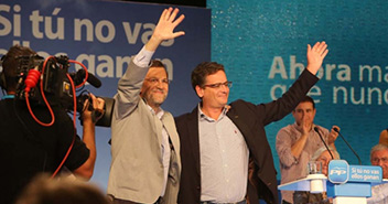 Mariano Rajoy con Antonio Basagoiti en un acto en Bilbao