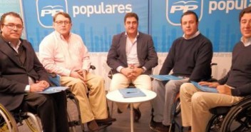 Francisco Vañó en una reunión sobre políticas de discapacidad. Fuente:PP