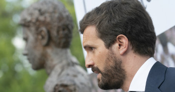 Pablo Casado en la Ofrenda floral a Miguel Ángel Blanco en Madrid