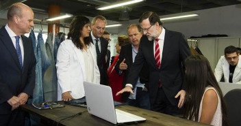 Mariano Rajoy visita la empresa Jeanología en Paterna, Valencia