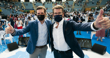 Pablo Casado y Alberto Núñez Feijóo en el 17 Congreso del PP de Galicia