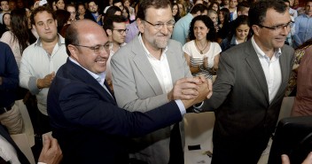 José Ballesta, alcalde de Murcia, junto a Pedro Antonio Sánchez y Mariano Rajoy