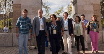 Rita Barberá, Alberto Fabra y Carlos Floriano en su llegada al seminario de NNGG