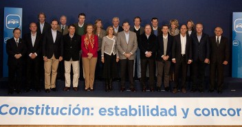 Foto de familia: Mariano Rajoy con los presidentes regionales del PP