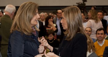 Fátima Báñez con Ana Mato