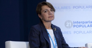 La presidenta del Parlamento de Baleares, Margalida Durán