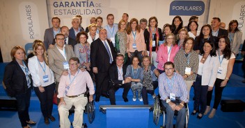 María Dolores de Cospedal con la delegación de Castilla-La Mancha