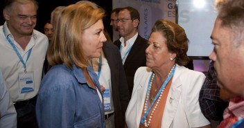 La alcaldesa de Valencia, Rita Barberá, junto a Mª Dolores Cospedal