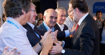 Mariano Rajoy junto al Presidente de la Región de Murcia, Alberto Garre y el Presidente del PP de Murcia, Ramón Luis Valcárcel