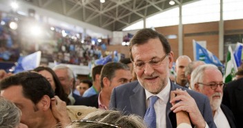 Mariano Rajoy y Arias Cañete a su llegada a un acto en Málaga
