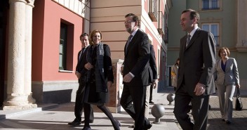  Mariano Rajoy con Manfred Weber, María Dolores de Cospedal y Carlos Floriano a su llegada