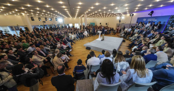 Alberto Núñez Feijóo en el acto de entrega de carnés a nuevos afiliados 