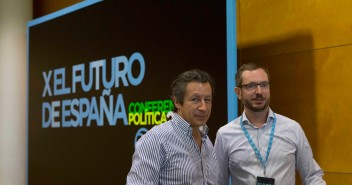 Carlos Floriano junto al Vicesecretario de Sectorial, Javier Maroto