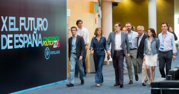 Mariano Rajoy a su llegada a la clausura con el resto de Vicesecretarios